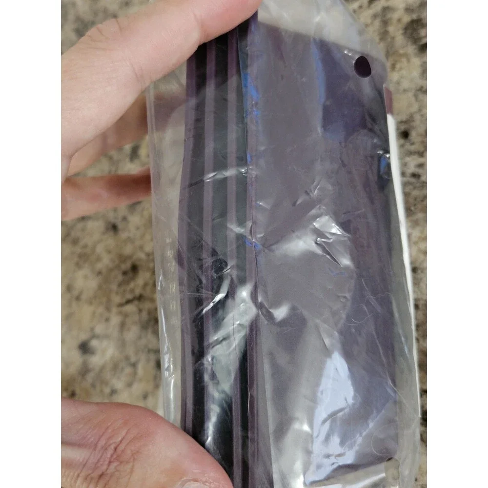 NIP Set of 4 Epicure Silicone Mini Loaf Pans Purple 6 x 3.5 x 1.75 Rectangle
